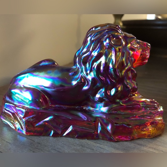 Rare Fenton Red Carnival Iridescent Glass Lion Figurine 5” Paperweight - Picture 3 of 6